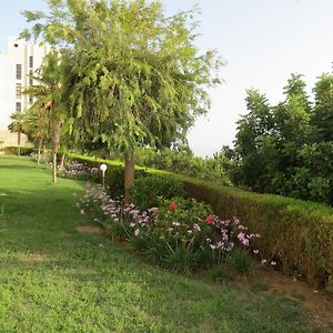 Vila Mos - Beach Resort